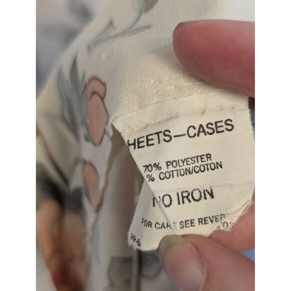 Vintage Springs Industries Floral Pillowcases With Roses & Butterflies 70% Polye - Picture 3 of 4